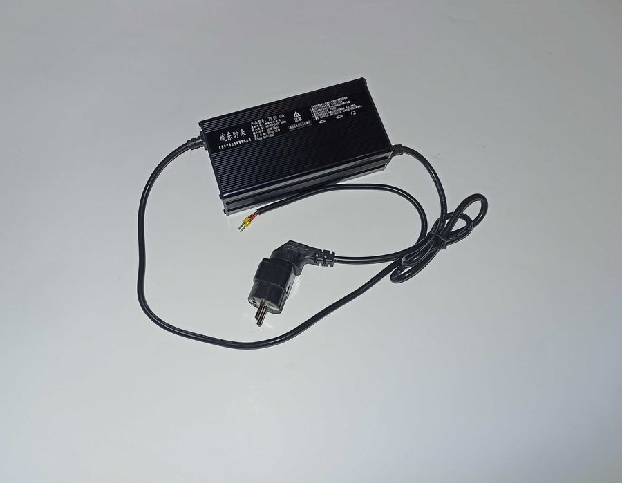 Зарядное устройство 60v 10a (73v) lifepo4 блок питания