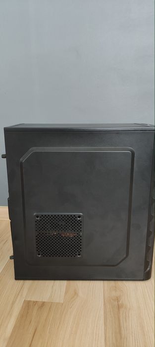 Komputer stacjonarny ryzen 5 2600|rx 570|16GB RAM|BEZ DYSKU!!