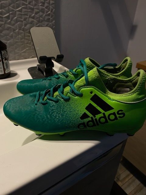 Adidas korki młodzieżowe