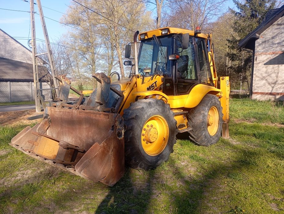 koparko-ładowarkę JCB   SANKO MST M544