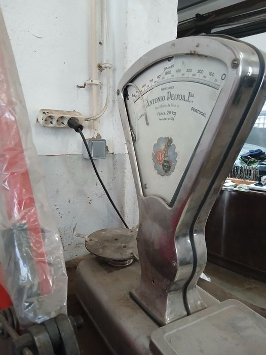 Tenho para venda balança