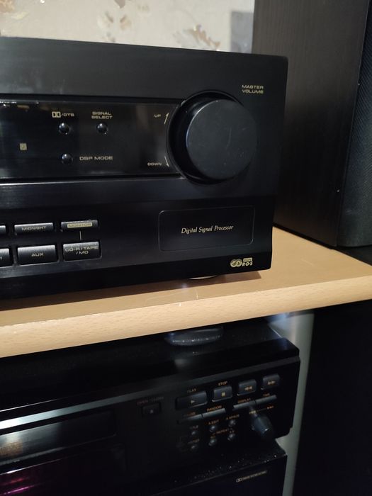 Ресивер pioneerVSX-609RDS.
