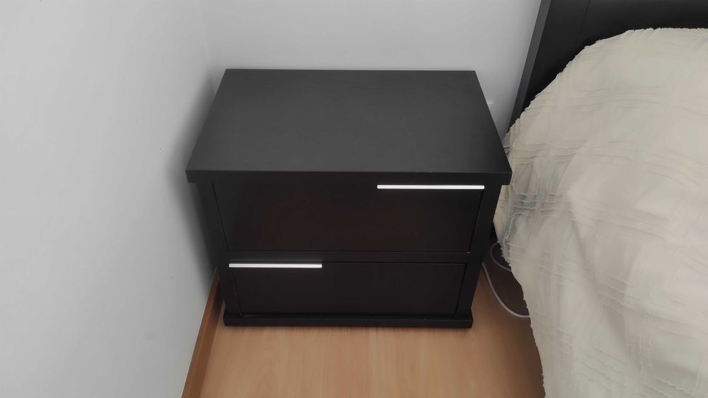 Quarto de casal em muito bom estado...