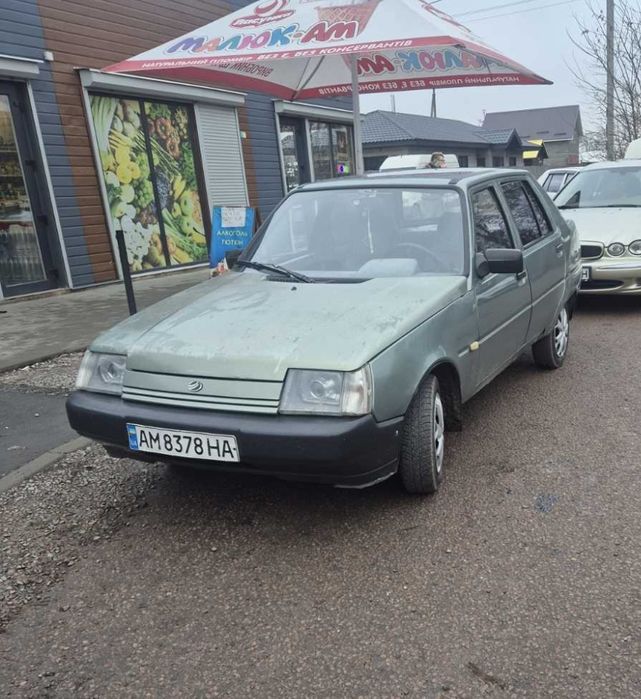 Продам Таврію !!