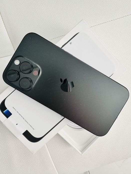 Iphone 16 Pro Max ,stan perfekcyjny ,bateria 100%,gwarancja