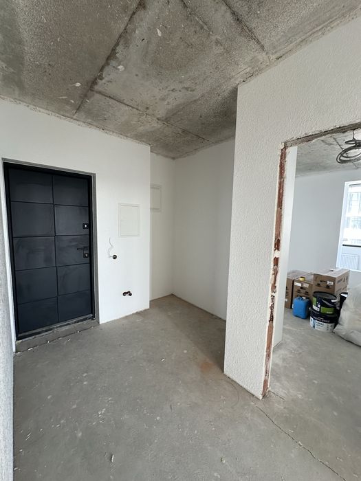 Продам в центрі Sky center 3 км площа 100м2