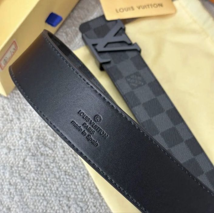 Кожанный Ремень Louis Vuitton c черной пряжкой LV люкс