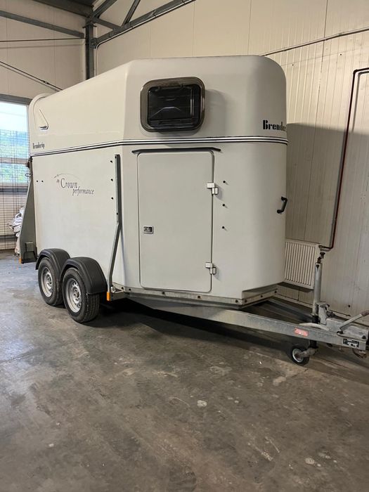 Przyczepa Brenderup do przewozu koni DMC 2400
