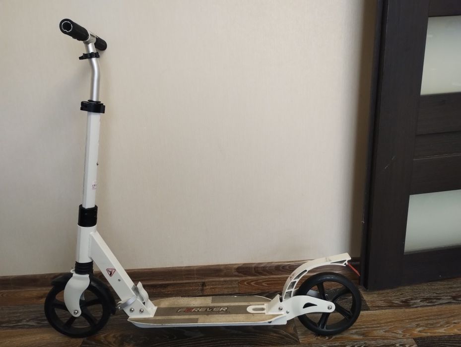 Самокат для дітей та підлітків Forever