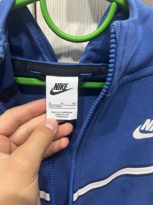 Кофта nike tech fleece детский хл на рост 158-170 см