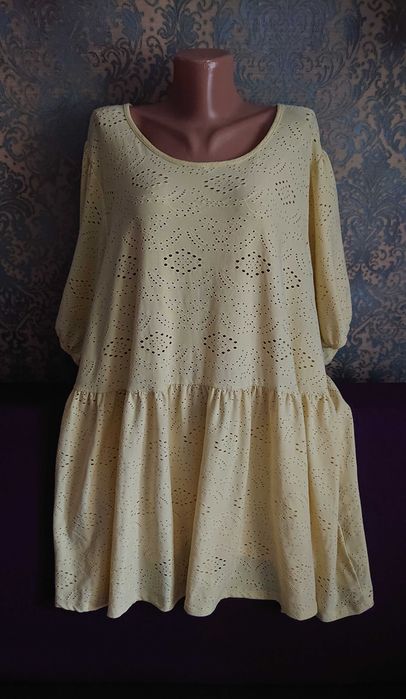 Красивое платье с перфорацией большой размер батал