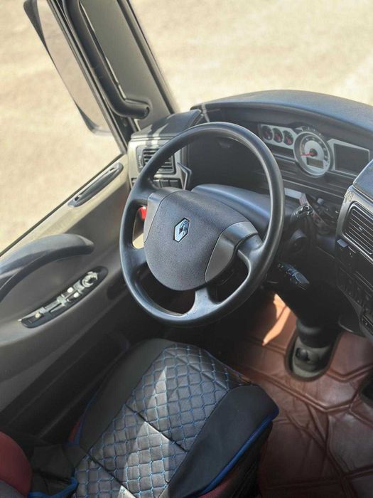 Vendo Empresa de transportes de Mercadorias,