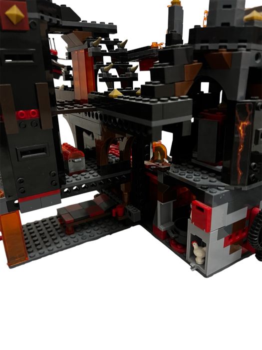 LEGO Nexo Knights  замок Джестро 1186 деталей