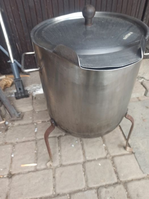 Duży kocioł 60l nierdzewny