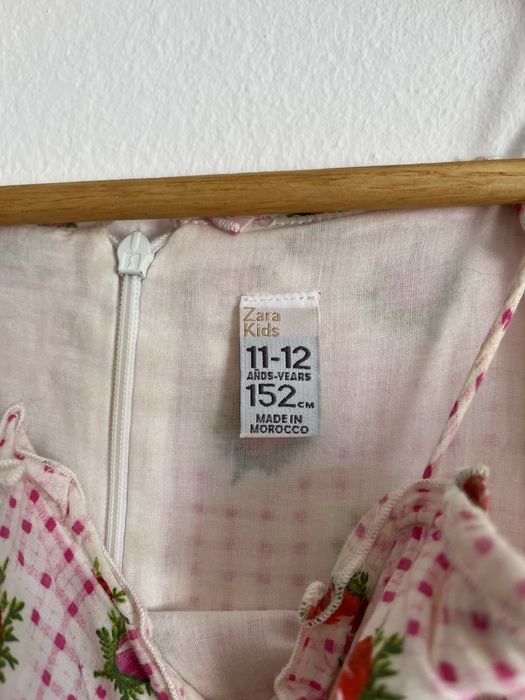 Vestido com folhos Zara Kids