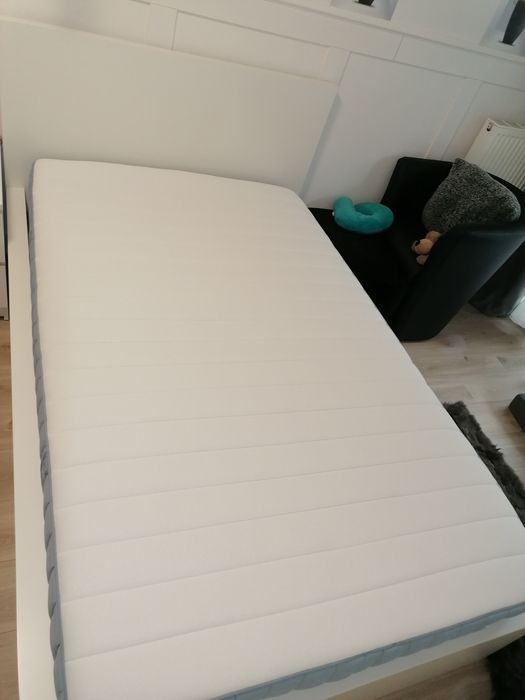 Łóżko MALM Ikea materac szuflady jak nowe