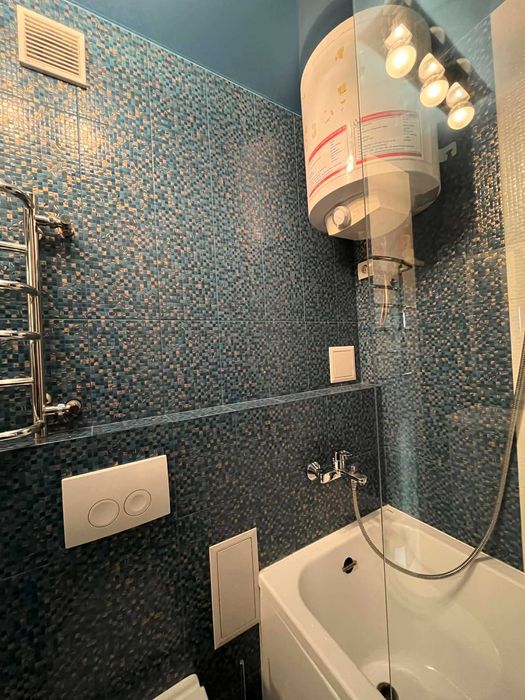 Продам 1 кім. кв Силікатна, 4