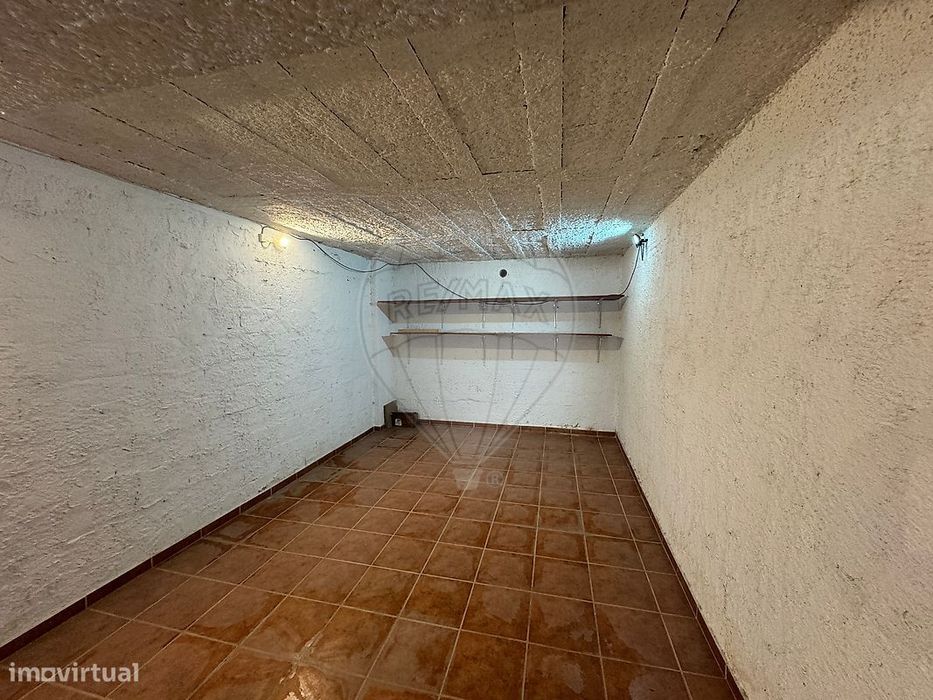 Garage for Sale