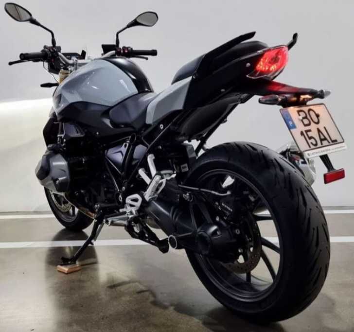 BMW R 1250 R (( 5,000 Kms )) Nacional