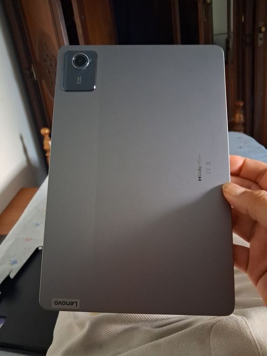 Vendo tablet Lenovo tab M11  caixa