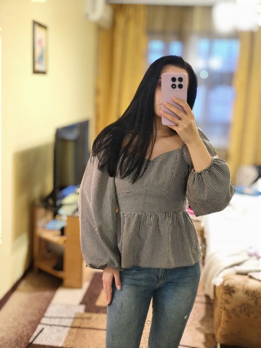 Жіночі блузки різні