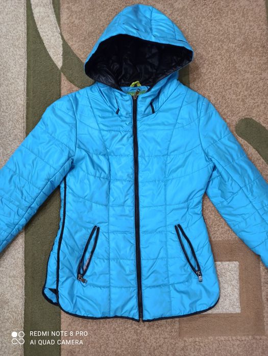 Продам лёгкую куртку