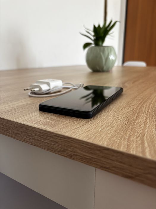 Xiaomi Redmi Note 12.