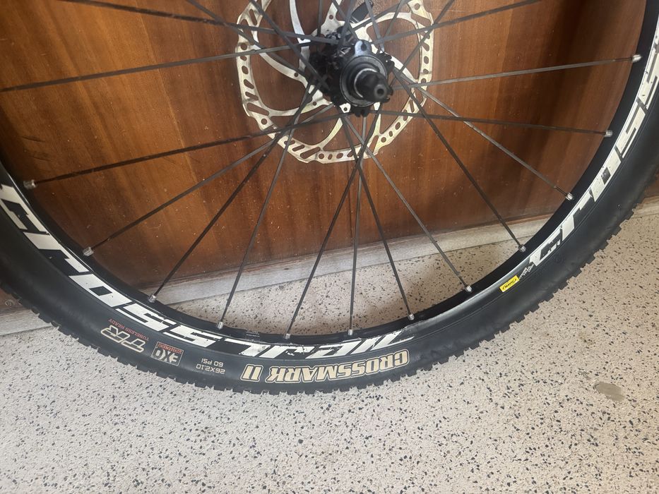 Conjunto rodas Mavic CrossTrail 26”