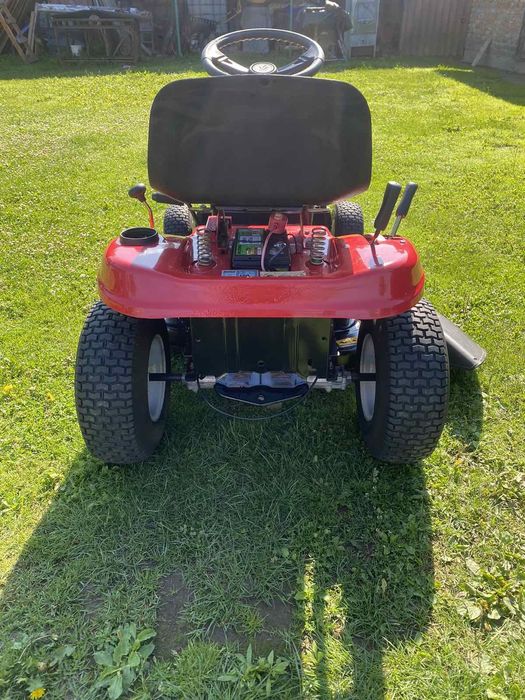 Трактор газонокосарка Mtd