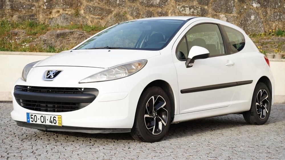 Peugeot 207 em muito bom estado