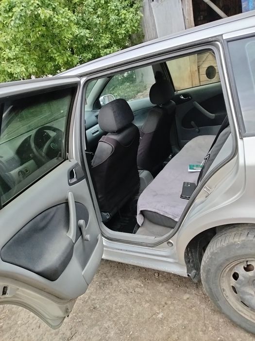 Шкода Октавія 2000р