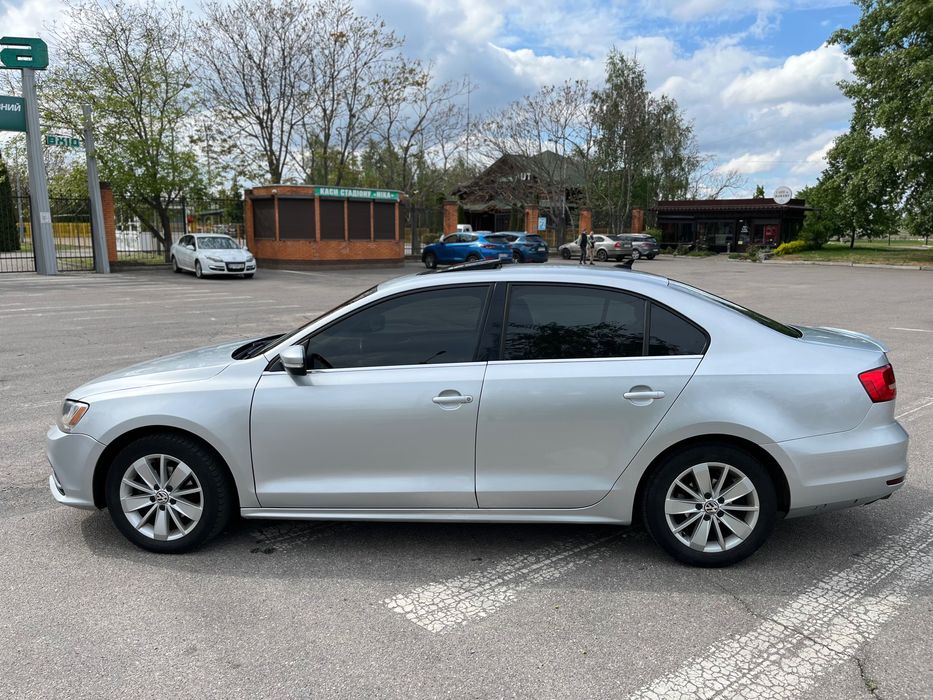 Volkswagen Jetta 6 2015 1.8 SE