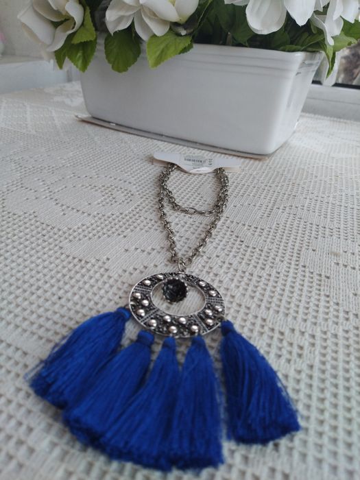 Colar boho chic prateado e azul - Novo!