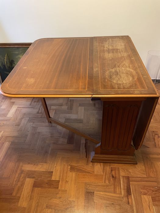 Mesa de madeira com 3 tamanhos