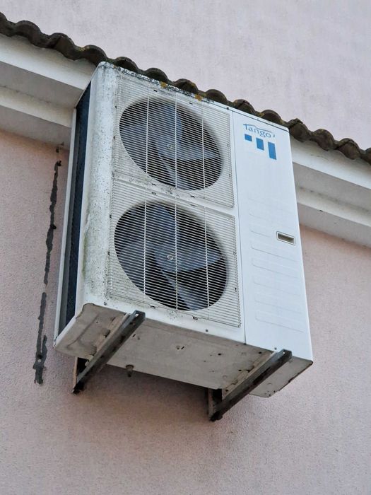 Ar Condicionado de Cassete TANGO Profissional