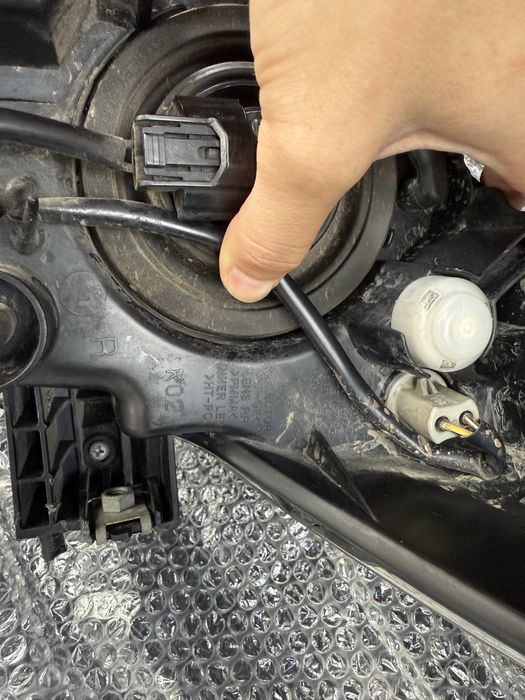 Права фара на Mazda 3 2013-2016 рік, ідеальний стан