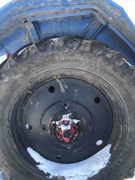 Пара коліс у зборі. Юмз, Т 40.