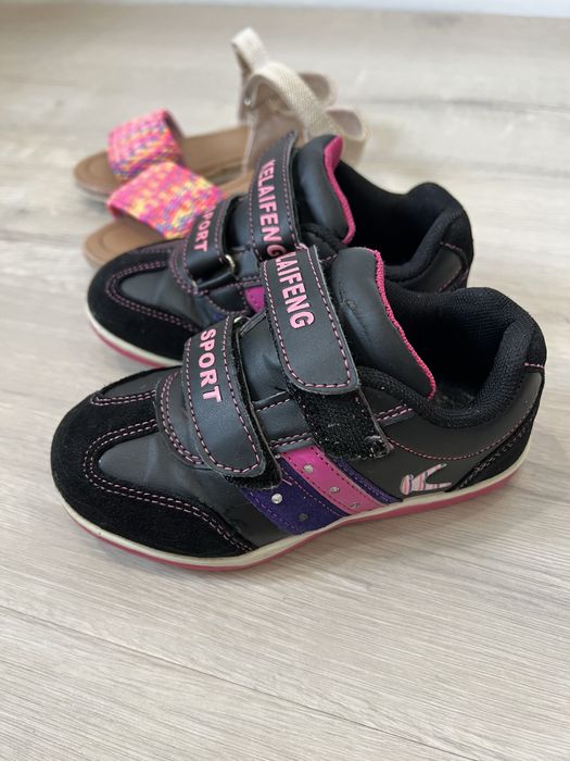 Кроссовки и сандали для девочки размер 27