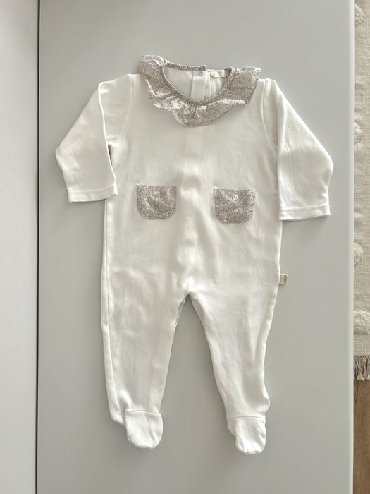 Babygrow Baby Gi pormenor flores