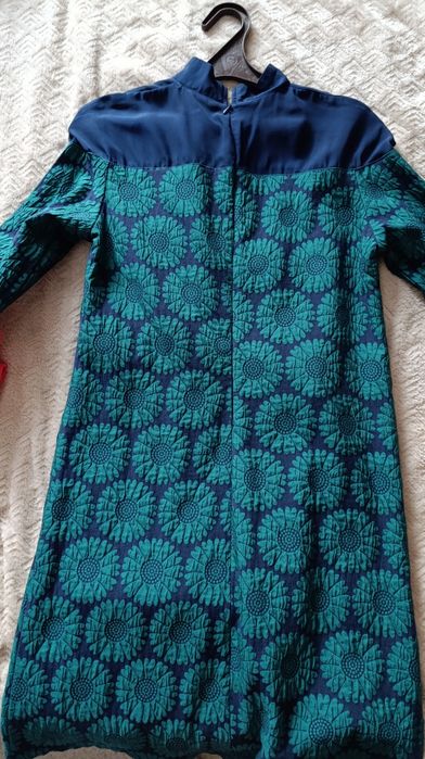 Жіноча цікава сукня