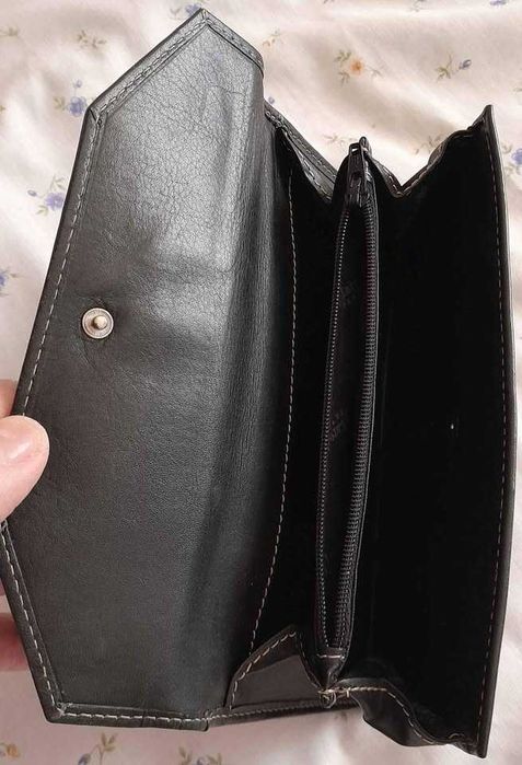 Carteiras de pele e marca