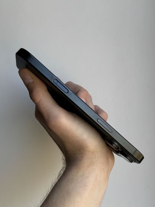 iPhone 16 Pro Max 512 Gb Black Titanium Neverlock АКБ 94% Физическая сим
