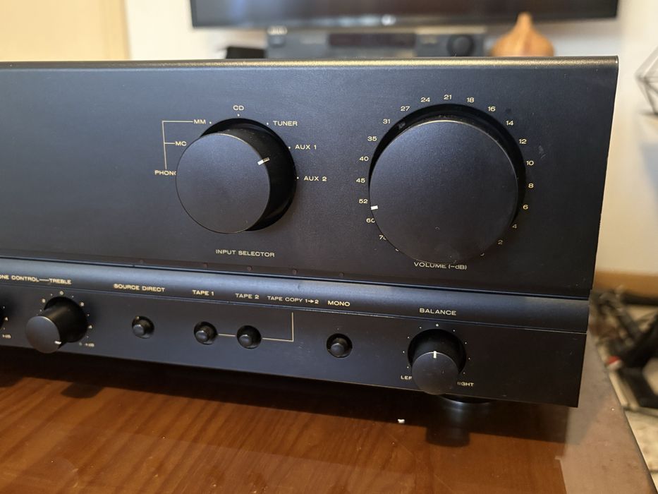 Amplificador Marantz PM 52