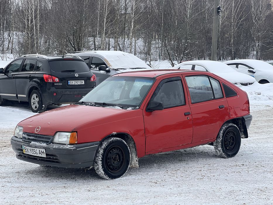 Продам Opel Kadett 1.3 бензин в дуже класному стані