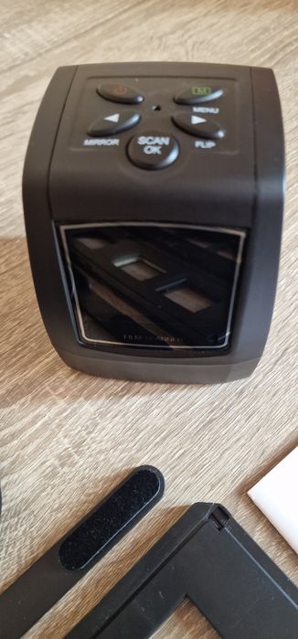 Фотосканер для плівки EC718