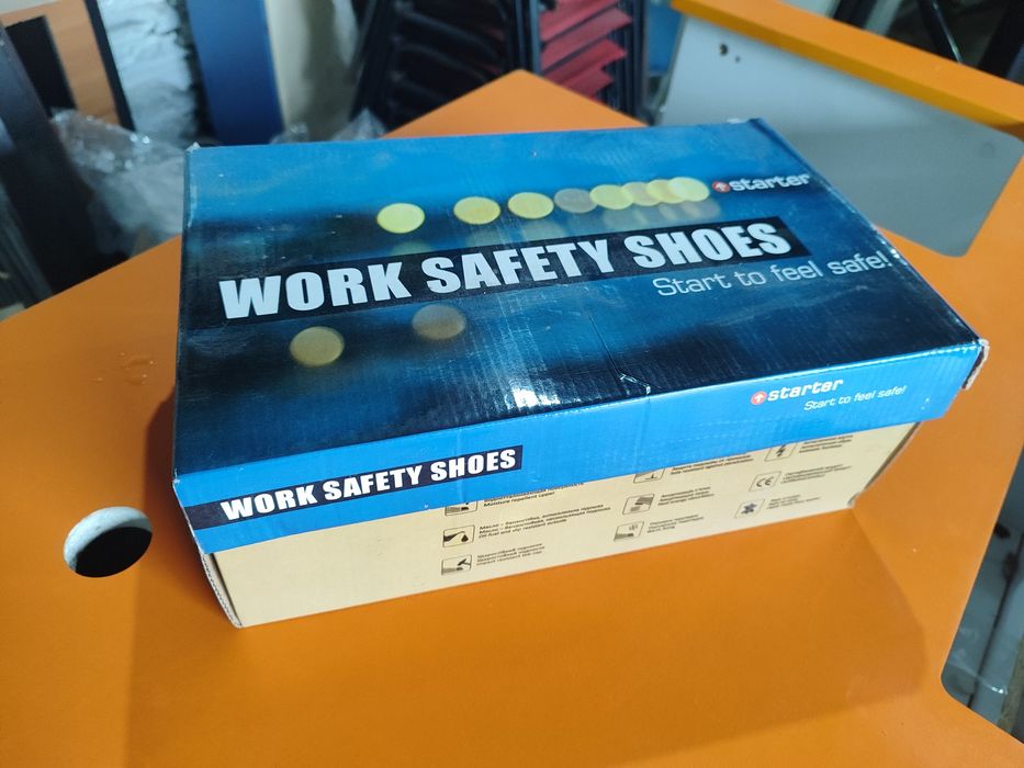 Робочі сандалі з металевим носком 46 розміру