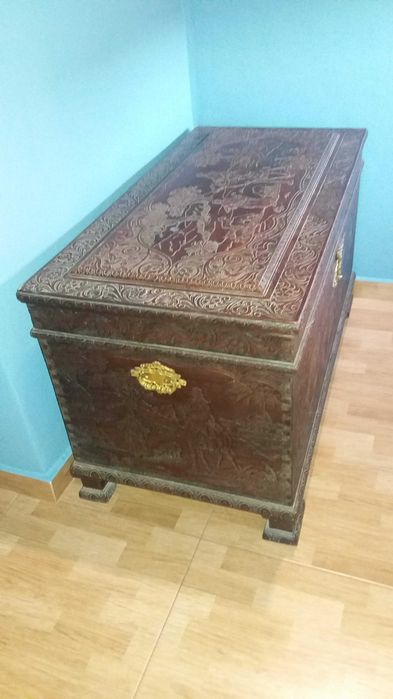 Arca/Baú em Madeira