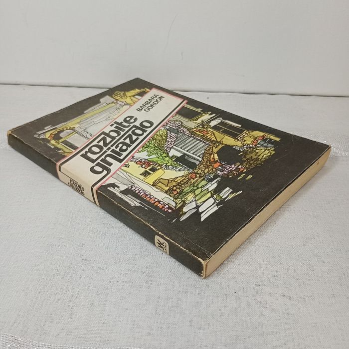 Rozbite gniazdo. Barbara Gordon