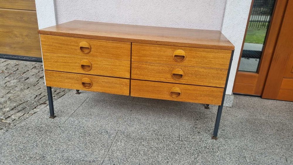 Niska Komoda z szufladami HELLERAU J. NEBELUNG 430 PRL Vintage