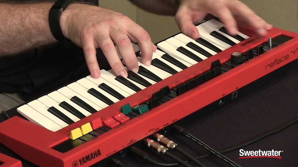 Yamaha Reface YC com mala de transporte